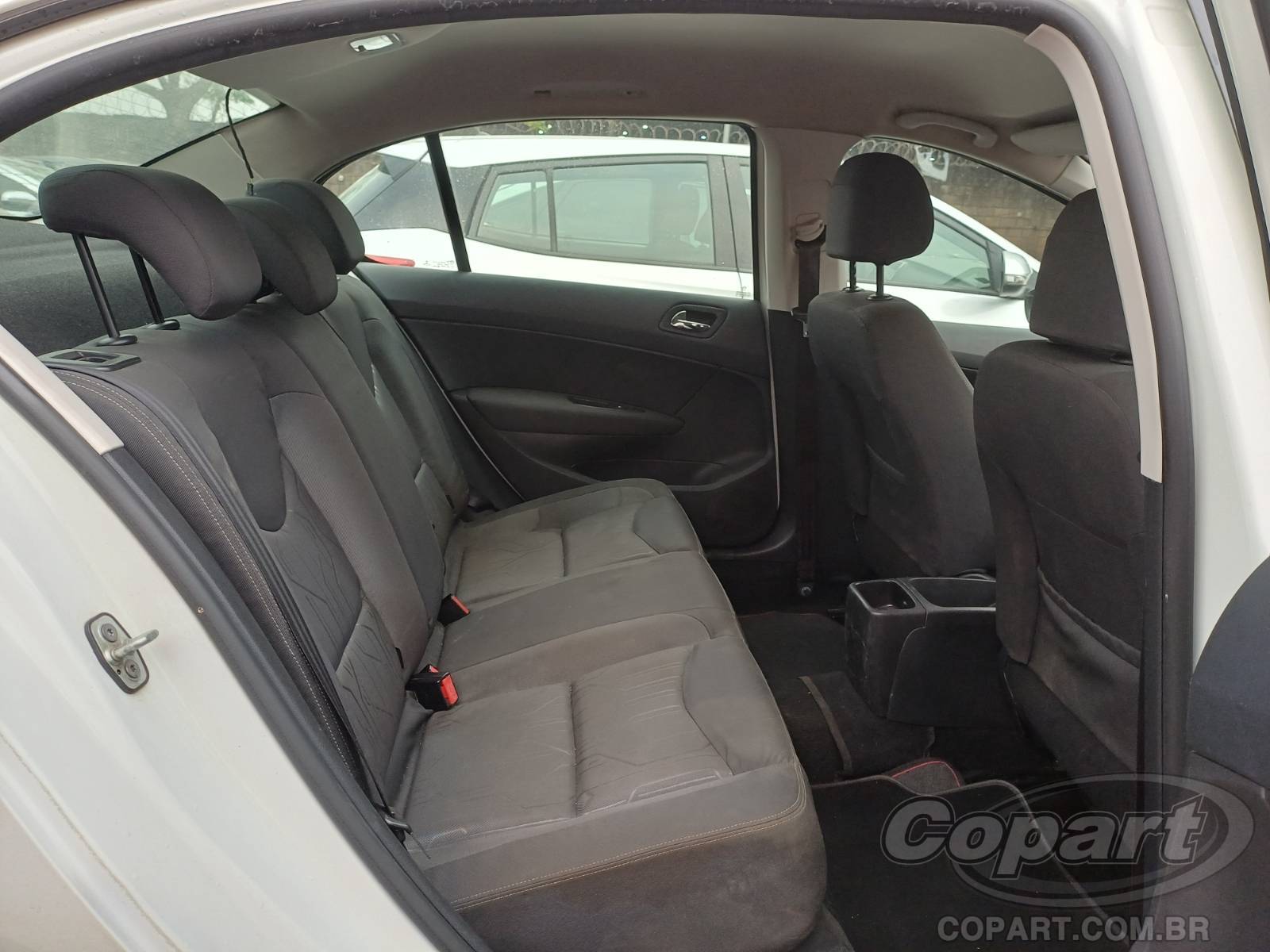 2017 PEUGEOT 408 SEDAN — foto 6 de 10