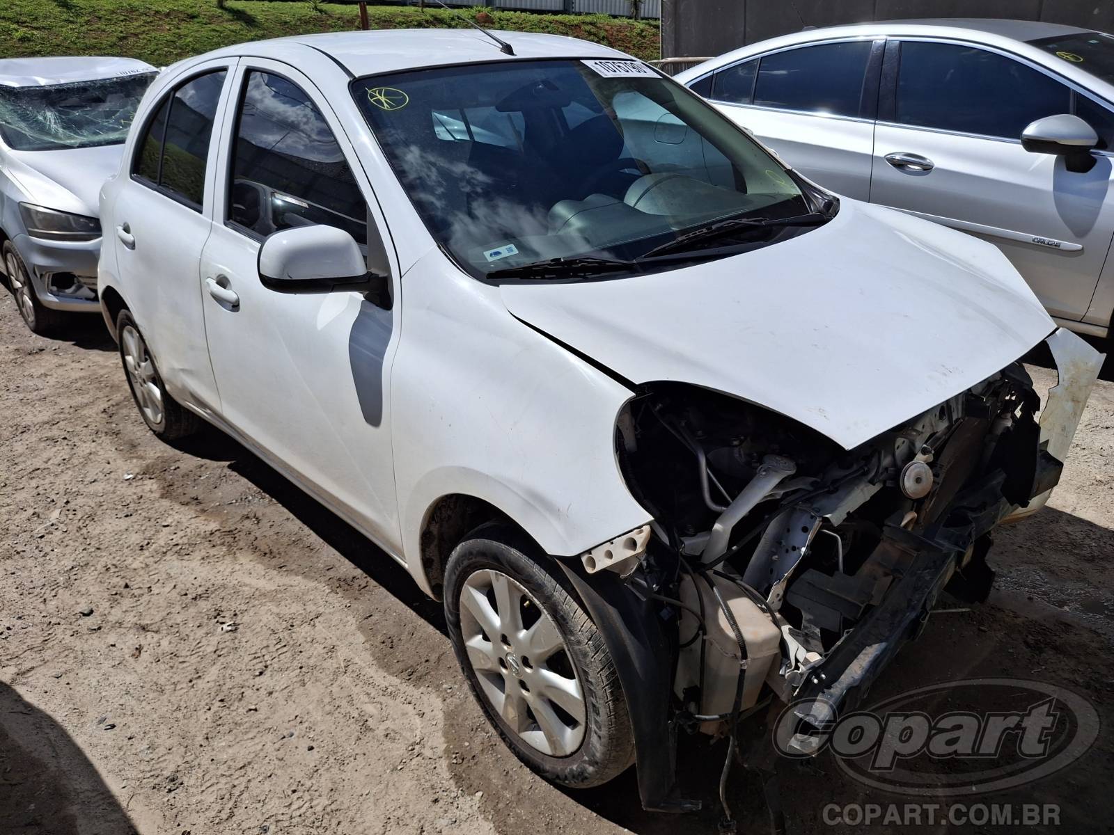 Veículo Nissan March Nissan March 2013 1.6 16V Flex 2013 em leilão