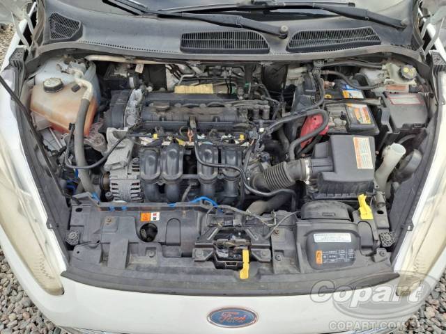 2015 FORD FIESTA 