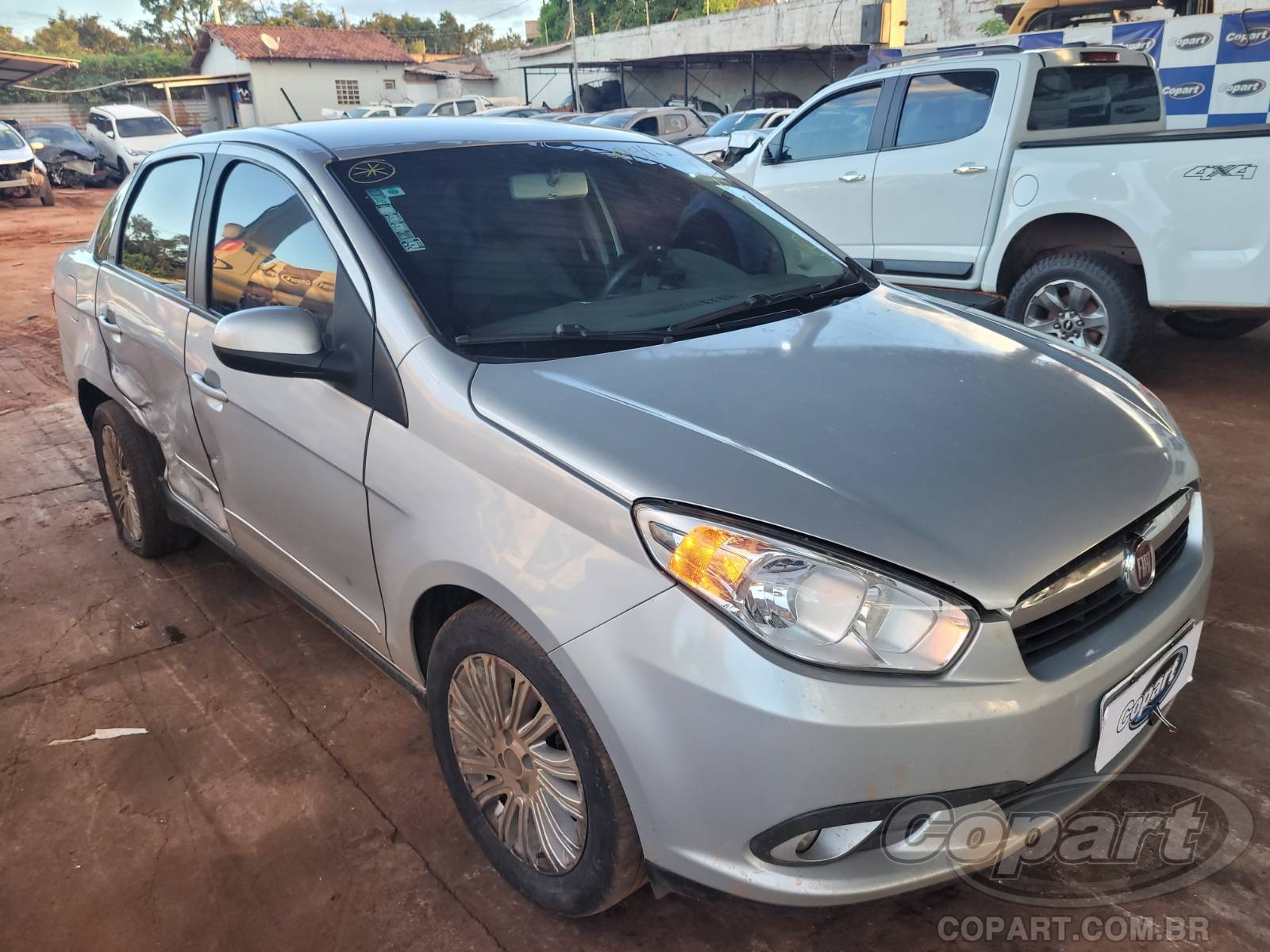 FIAT GRAND SIENA ESSENCE 1.6 16V E.TORQ 2015