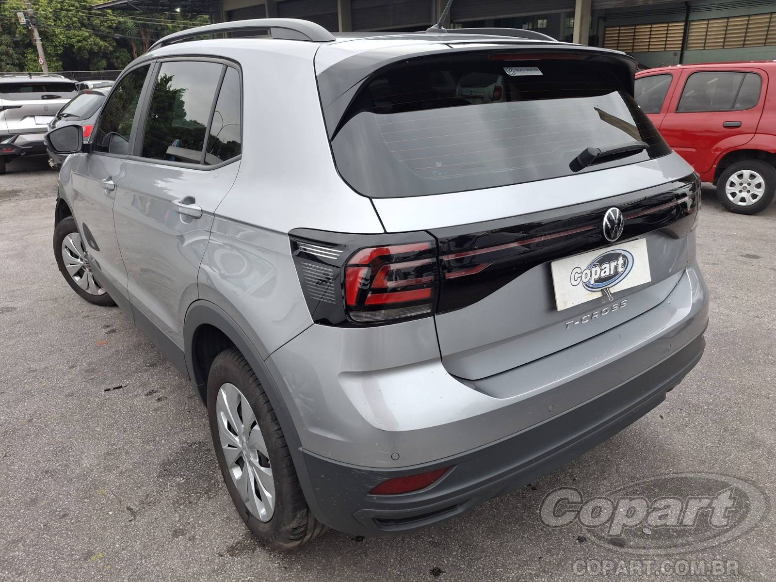 2024 VOLKSWAGEN T-CROSS — foto 3 de 10