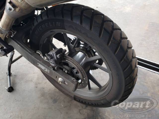 2015 BMW G 650 