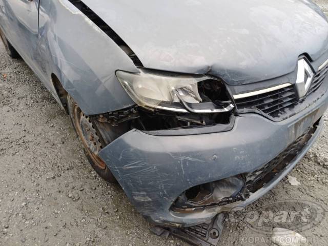 2018 RENAULT SANDERO 