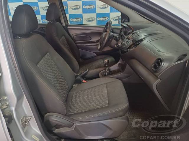 2017 FORD KA SEDAN 