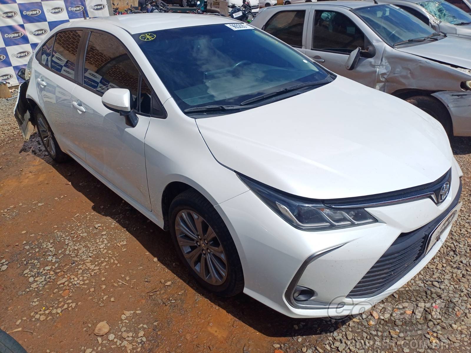 Veículo Toyota Corolla Toyota Corolla XEi 2.0 16V Dual VVT-iE 2022 Médio Dano 2022 em leilão