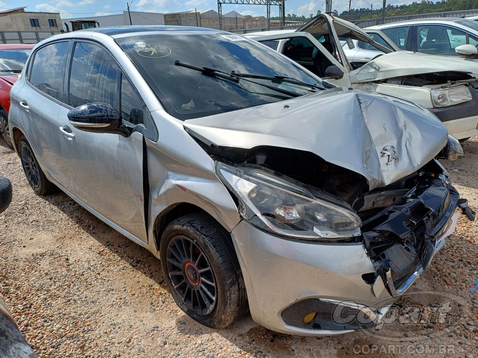 Veículo Peugeot 208 Peugeot 208 Allure 1.2 12V VTi PureTech 2017 Colisão Média Monta 2017 em leilão