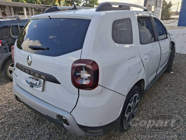 2021 RENAULT DUSTER 