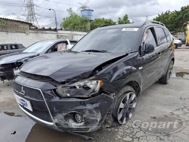 2013 MITSUBISHI OUTLANDER 