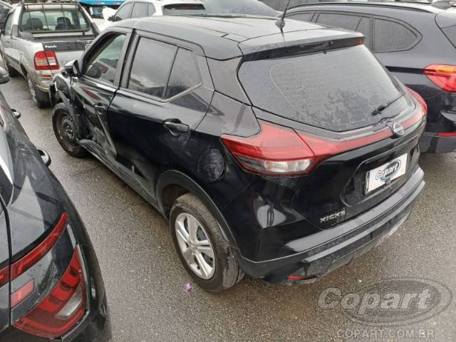 2024 NISSAN KICKS 