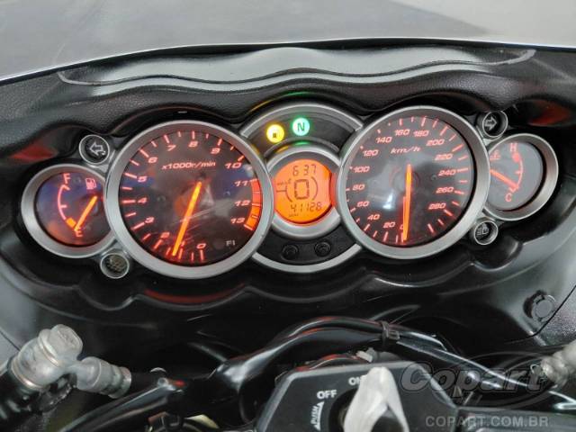 2013 SUZUKI GSX 