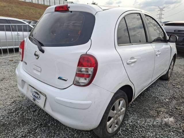 2014 NISSAN MARCH 
