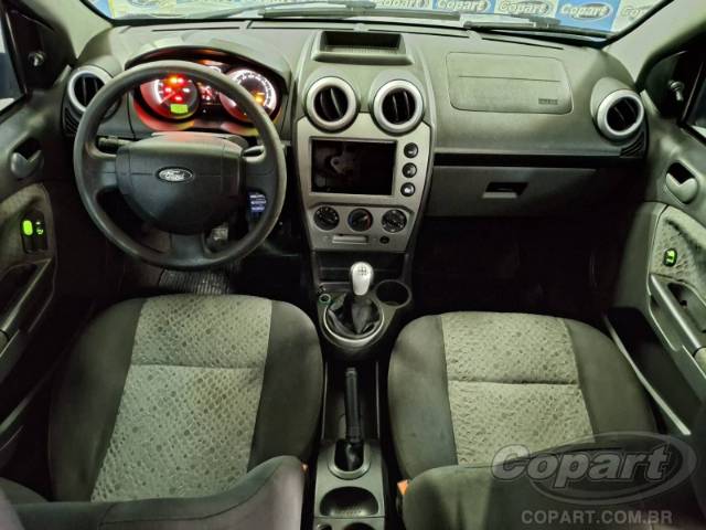 2013 FORD FIESTA 
