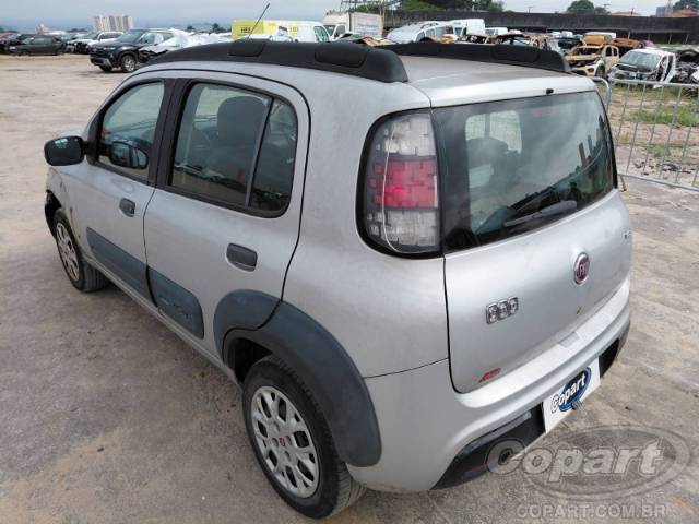 2016 FIAT UNO 
