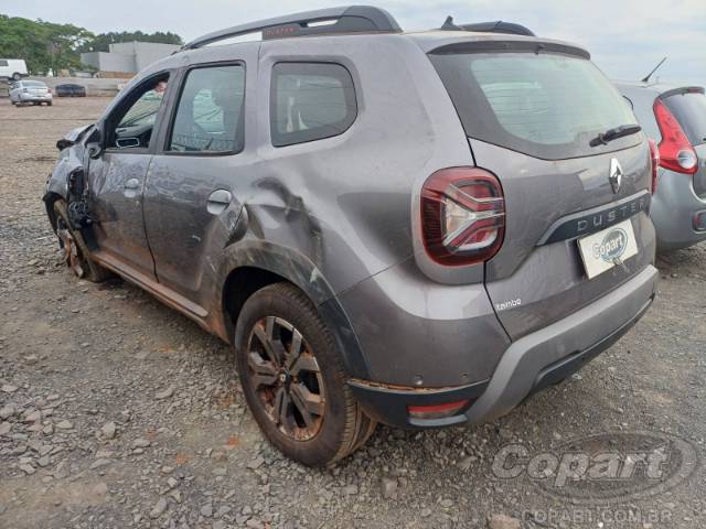 2025 RENAULT DUSTER 