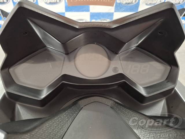 2021 KYMCO AK 