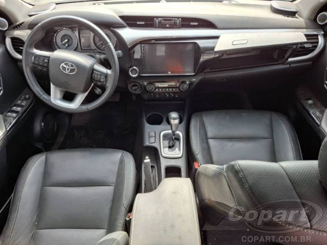 2024 TOYOTA HILUX CD 