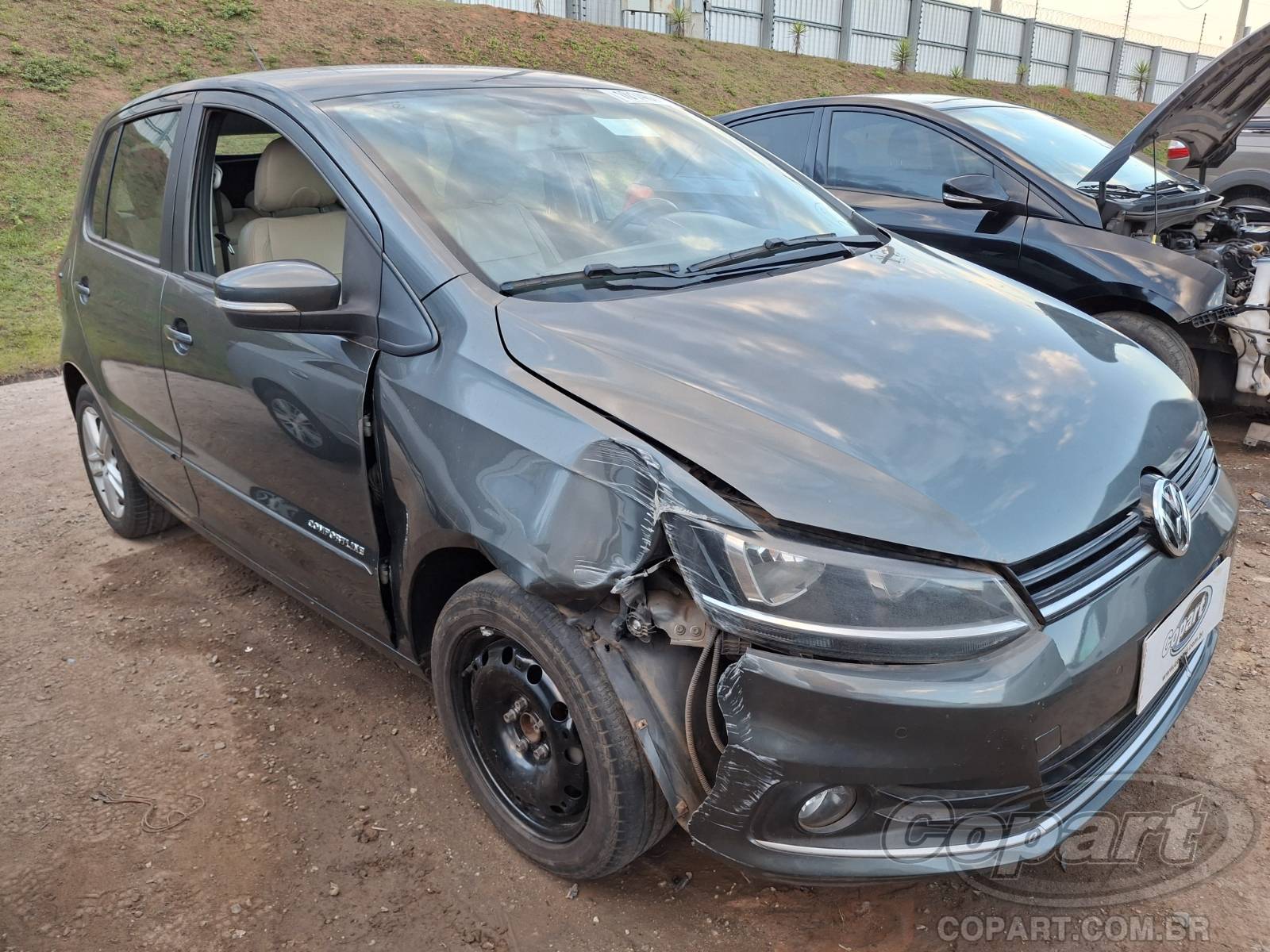 Veículo VW - VolksWagen Fox VOLKSWAGEN FOX 2015 2015 em leilão