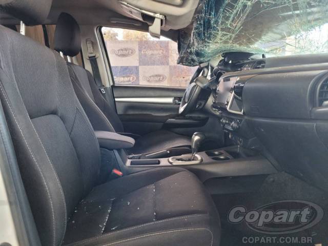 2022 TOYOTA HILUX CD 