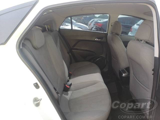 2014 HYUNDAI HB20S 