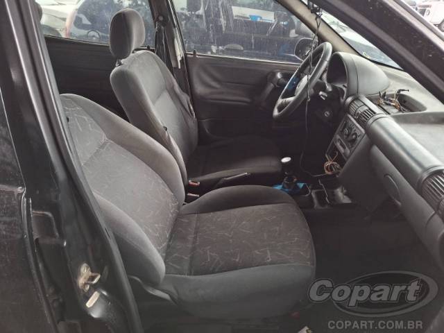 1998 CHEVROLET CORSA SEDAN 