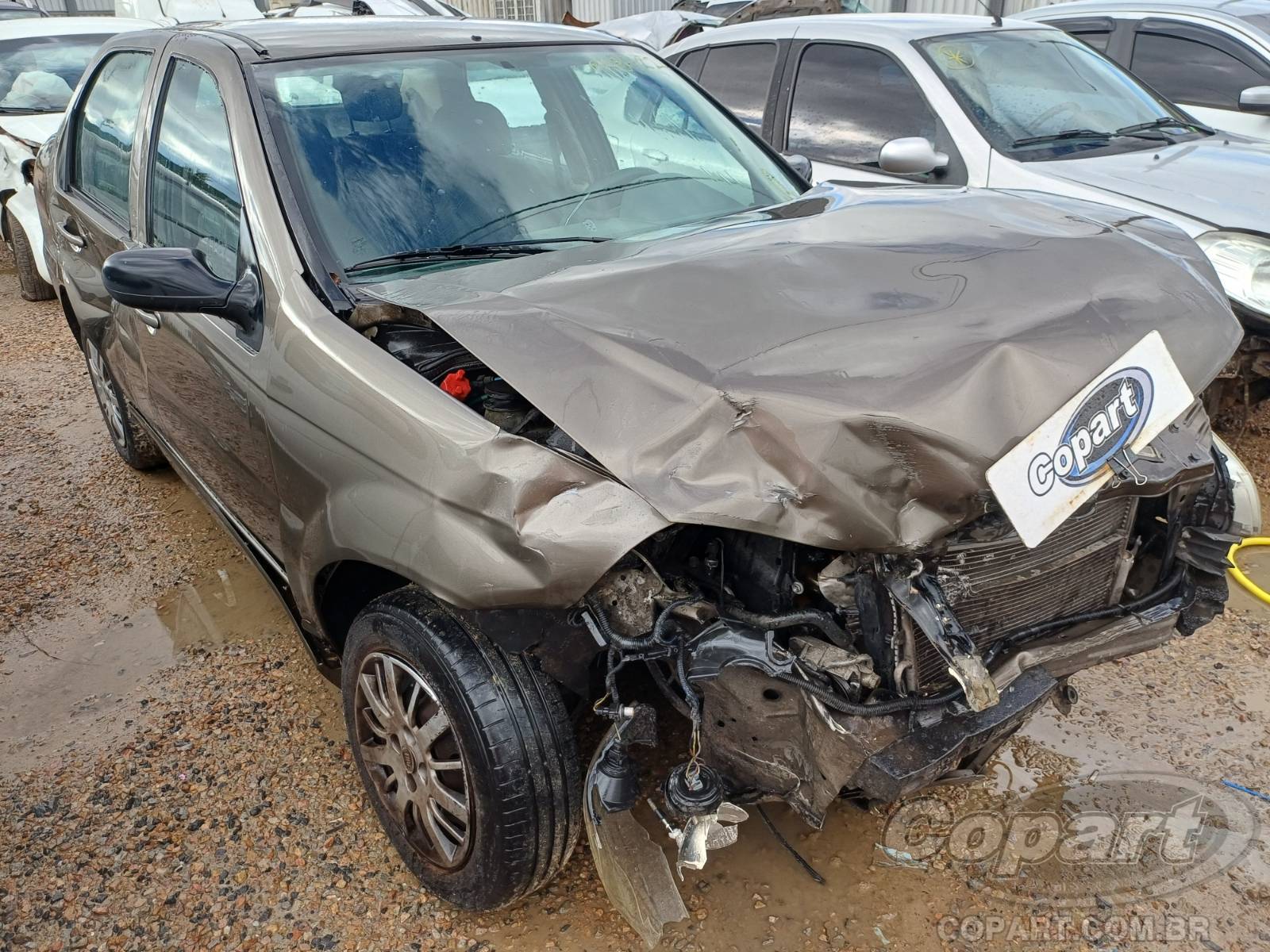 Veículo Fiat Siena Fiat Siena EL 1.0 2010 Colisão Média Monta 2010 em leilão