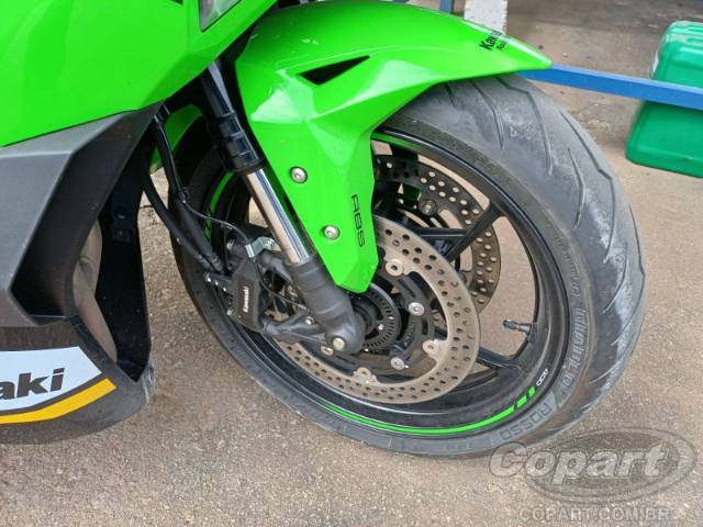 2026 KAWASAKI NINJA ZX-4R 