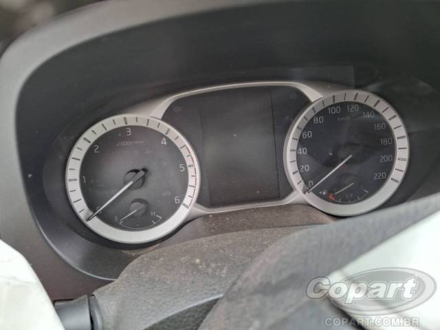 2021 NISSAN FRONTIER CD 