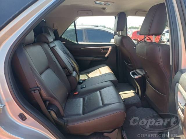 2018 TOYOTA HILUX SW4 