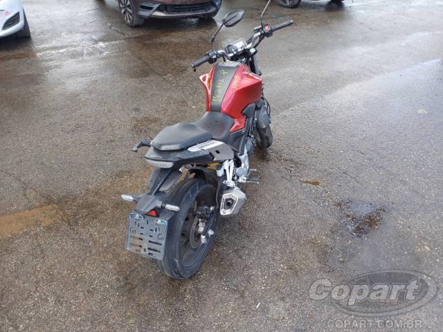 2025 HONDA CB 300F 