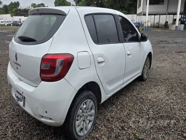 2017 RENAULT SANDERO 