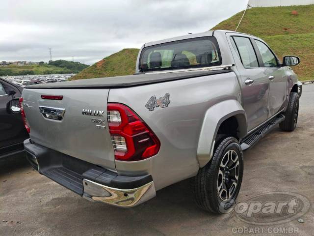 2024 TOYOTA HILUX CD 