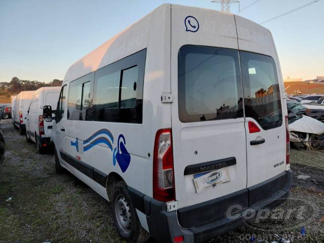2022 RENAULT MASTER FURGAO 