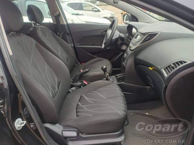 2015 HYUNDAI HB20 