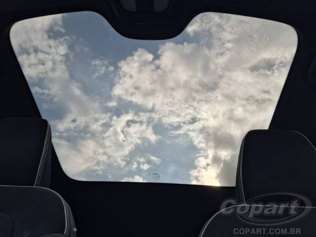 2024 VOLVO C40 