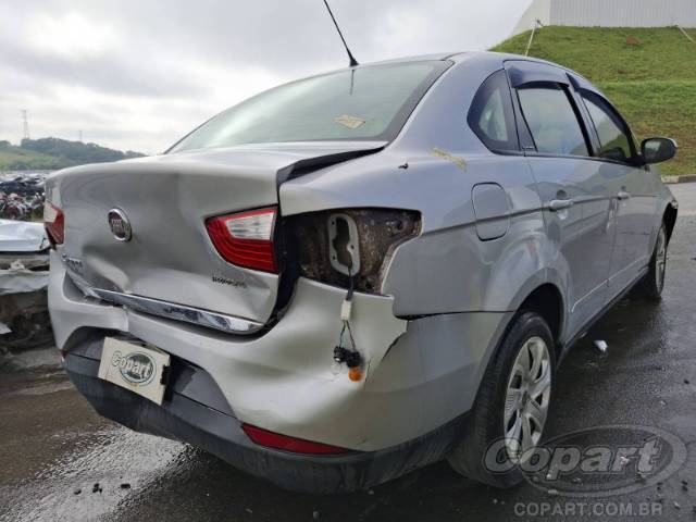 2016 FIAT GRAND SIENA 