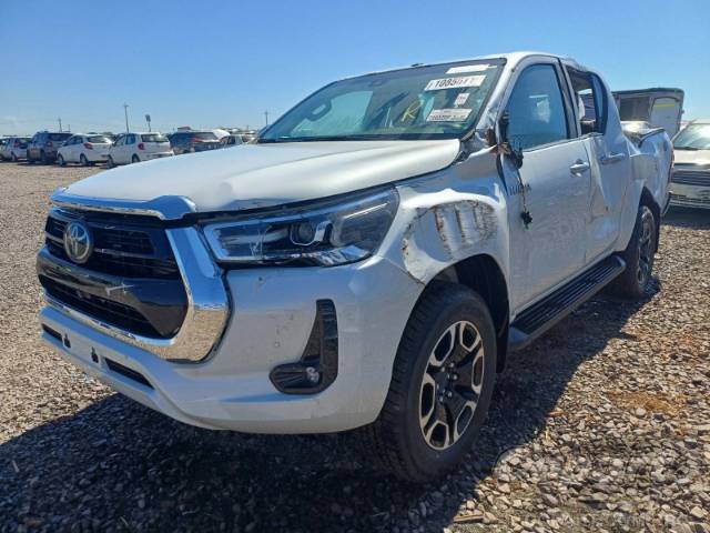 2025 TOYOTA HILUX CD 