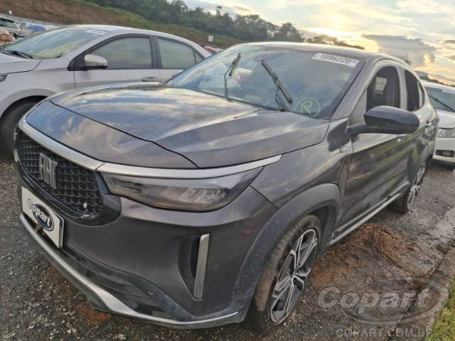 2024 FIAT FASTBACK 