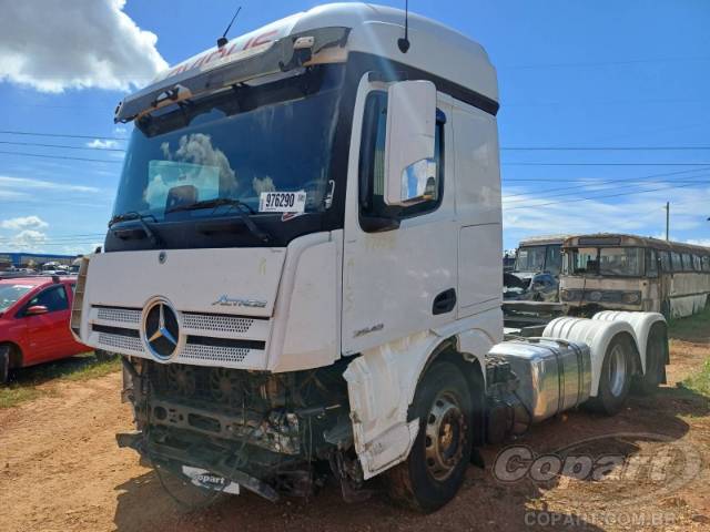 2021 MERCEDES BENZ ACTROS 