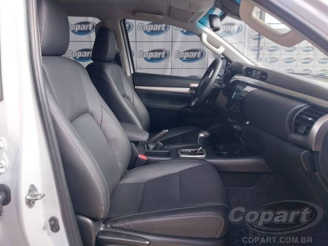 2024 TOYOTA HILUX CD 