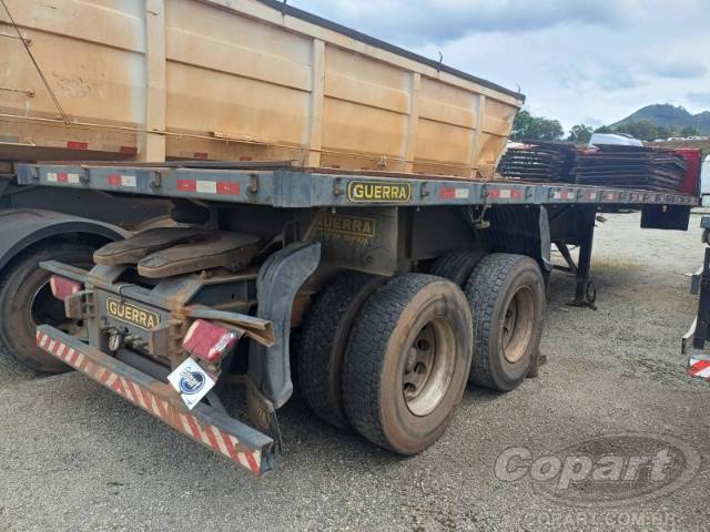 2013 GUERRA SEMI-REBOQUE 