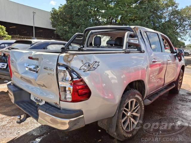 2017 TOYOTA HILUX CD 