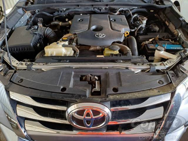 2017 TOYOTA HILUX SW4 