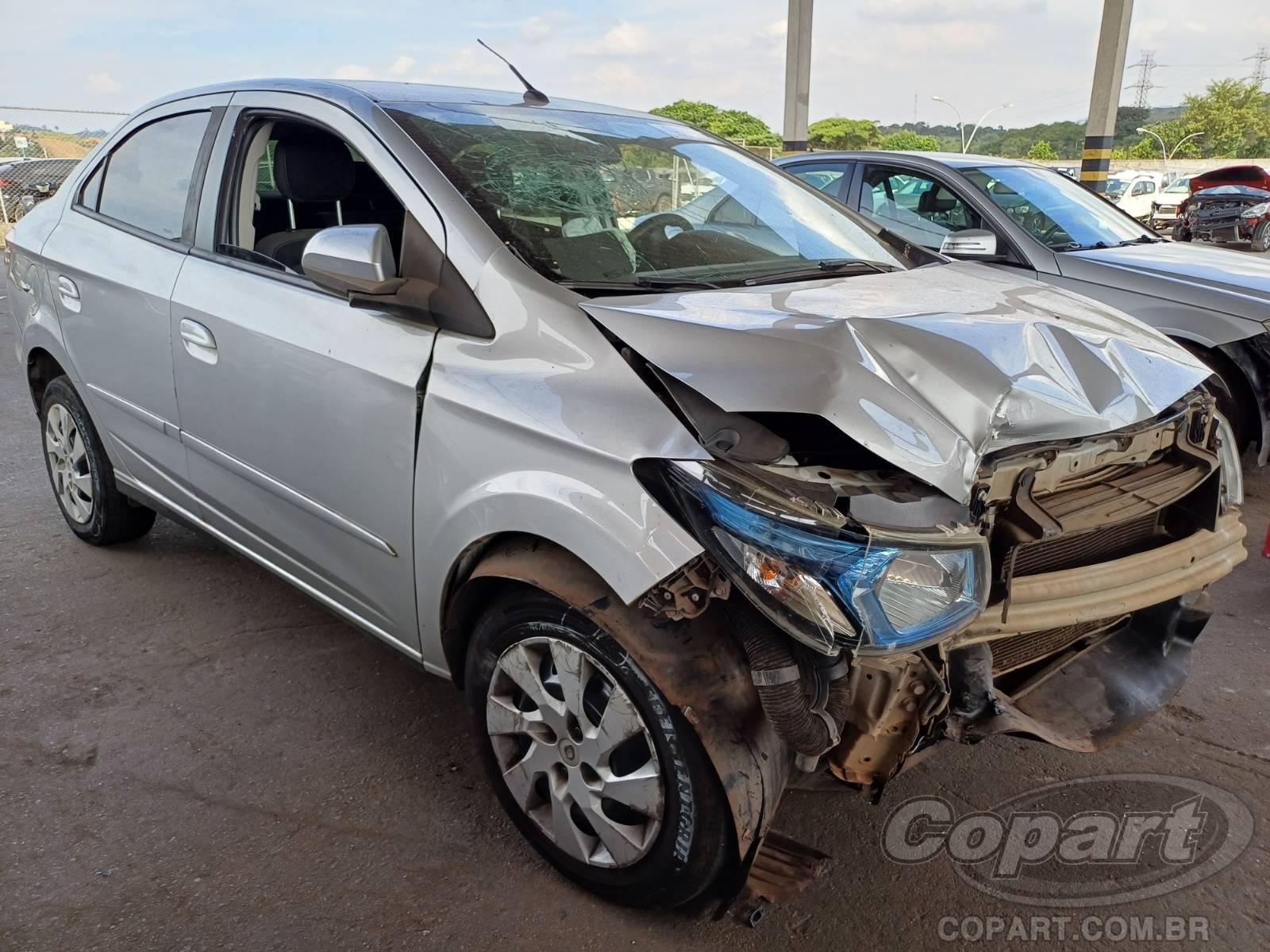Chevrolet Prisma LT 1.4 SPE 2015 Colisão Média Monta