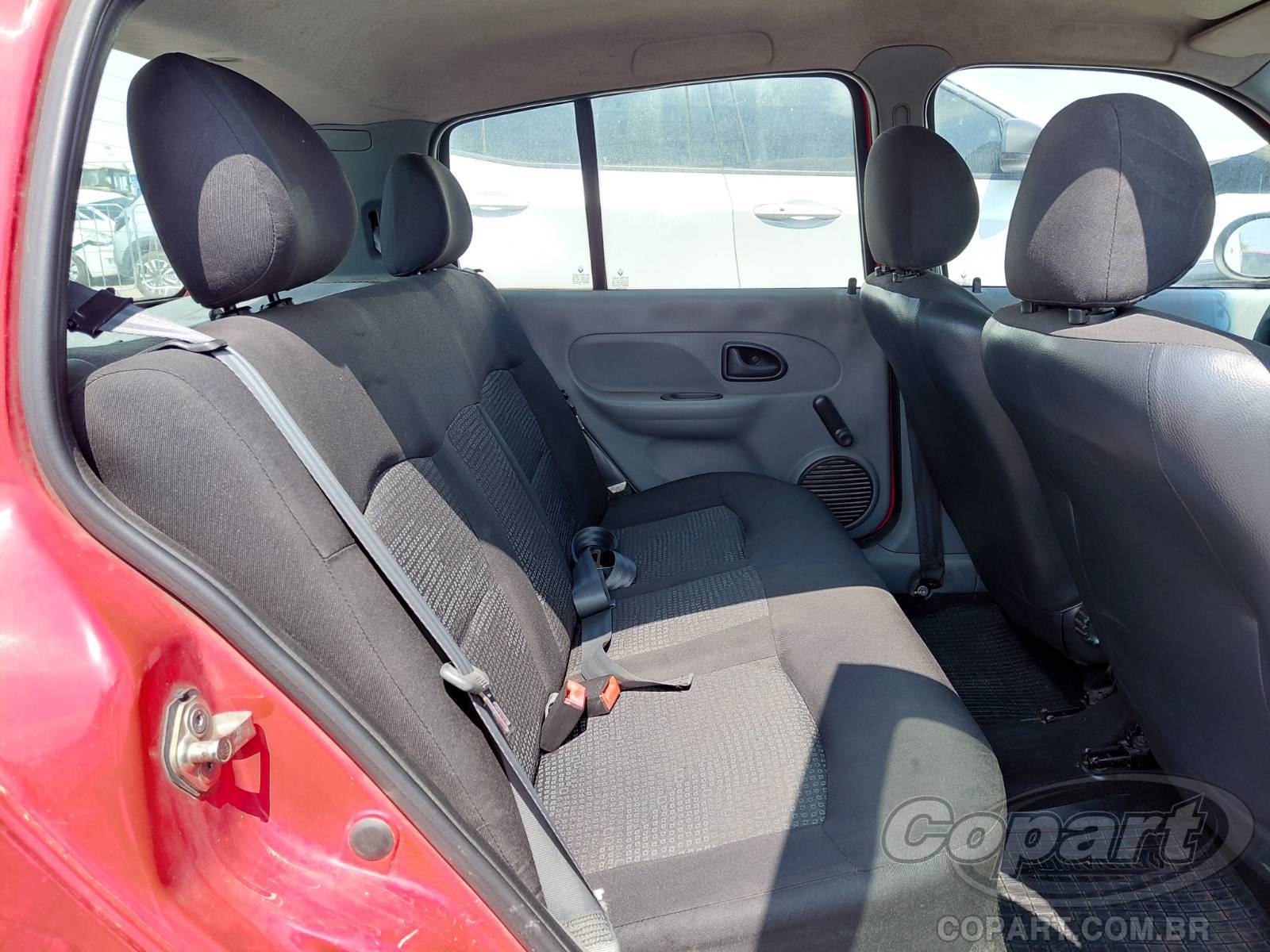 2012 RENAULT CLIO — foto 6 de 10