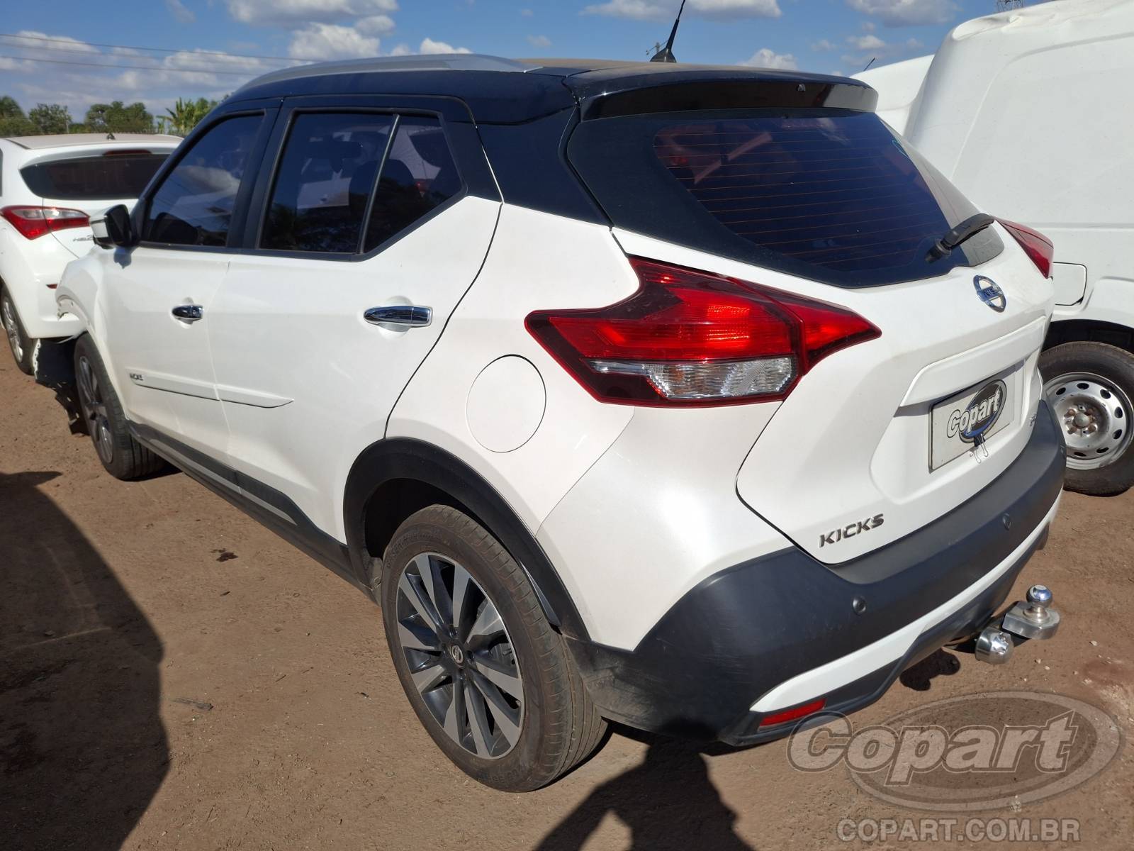 2020 NISSAN KICKS — foto 3 de 10