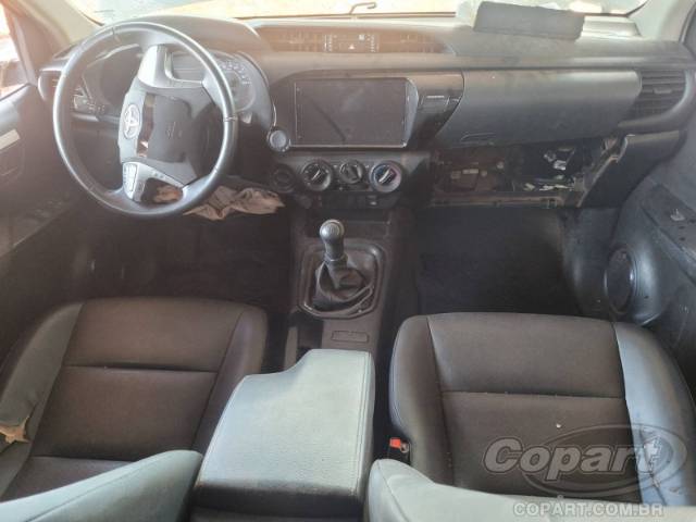 2024 TOYOTA HILUX CD 