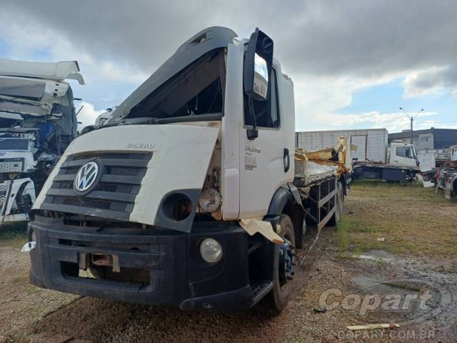 2020 VOLKSWAGEN CONSTELLATION 