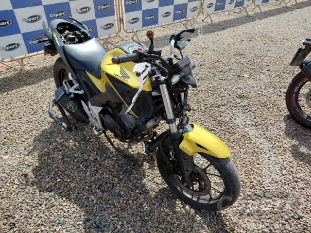 2023 HONDA CB 300F 