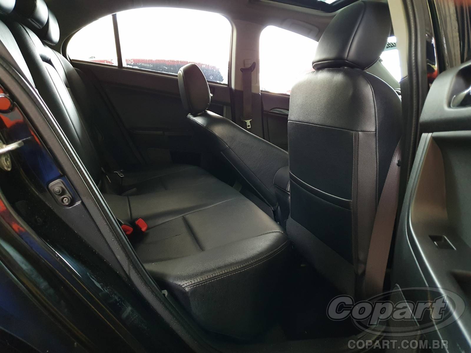Foto 6 de 10: 2012 MITSUBISHI LANCER SPORTBACK