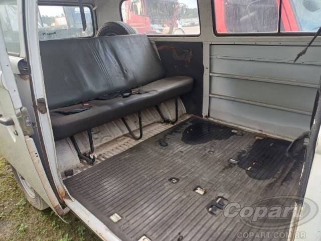2010 VOLKSWAGEN KOMBI 